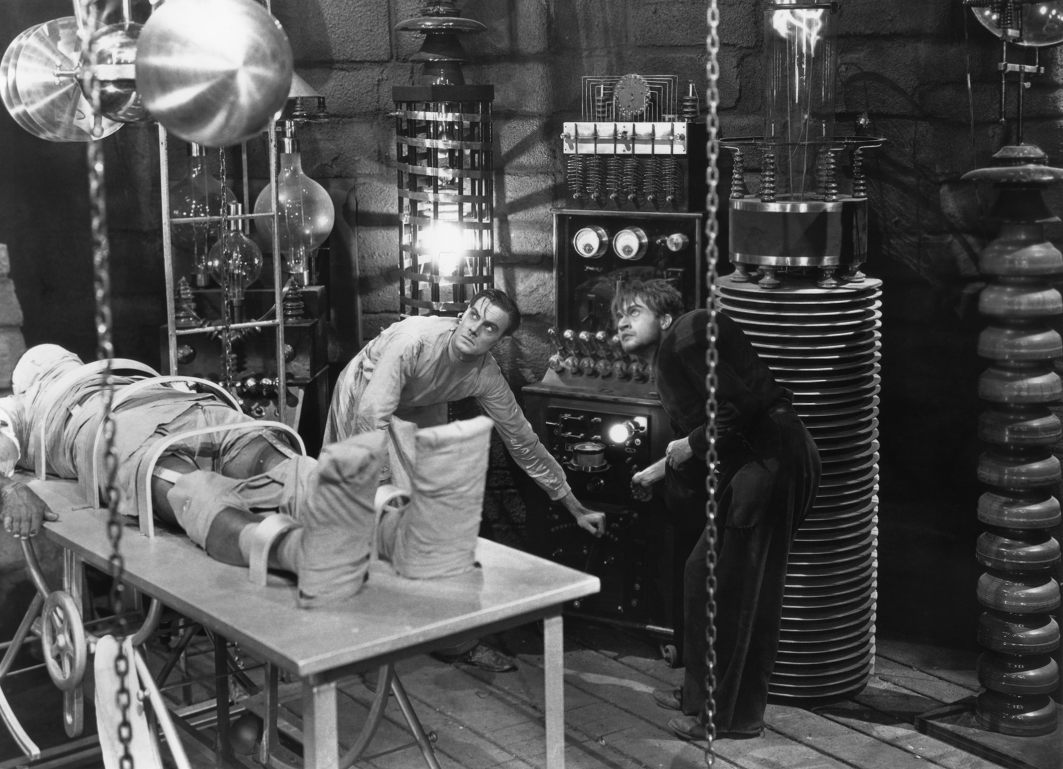 Clive,%20Colin%20(Frankenstein)_02.jpg