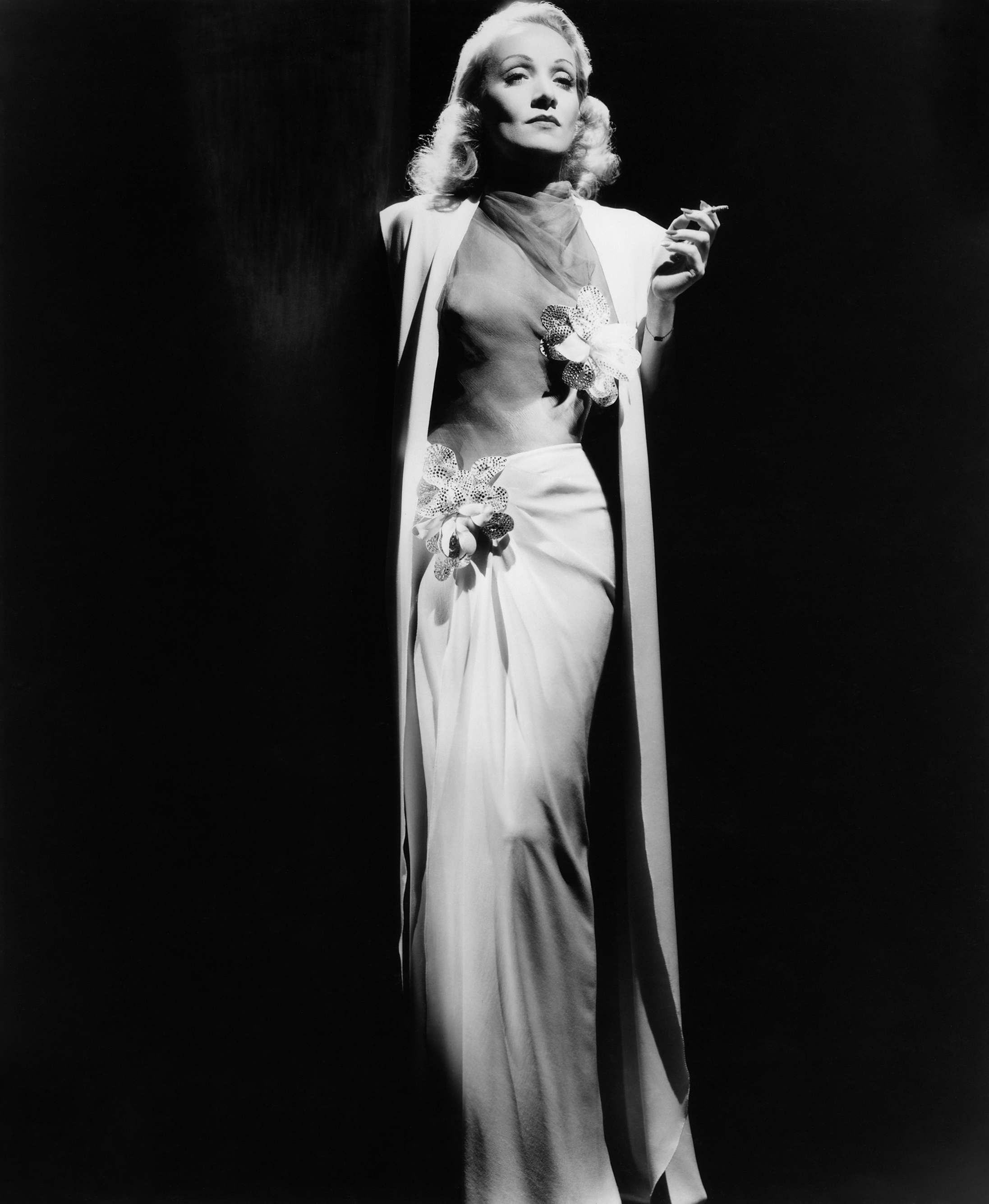 Marlene Dietrich - Wallpaper Gallery