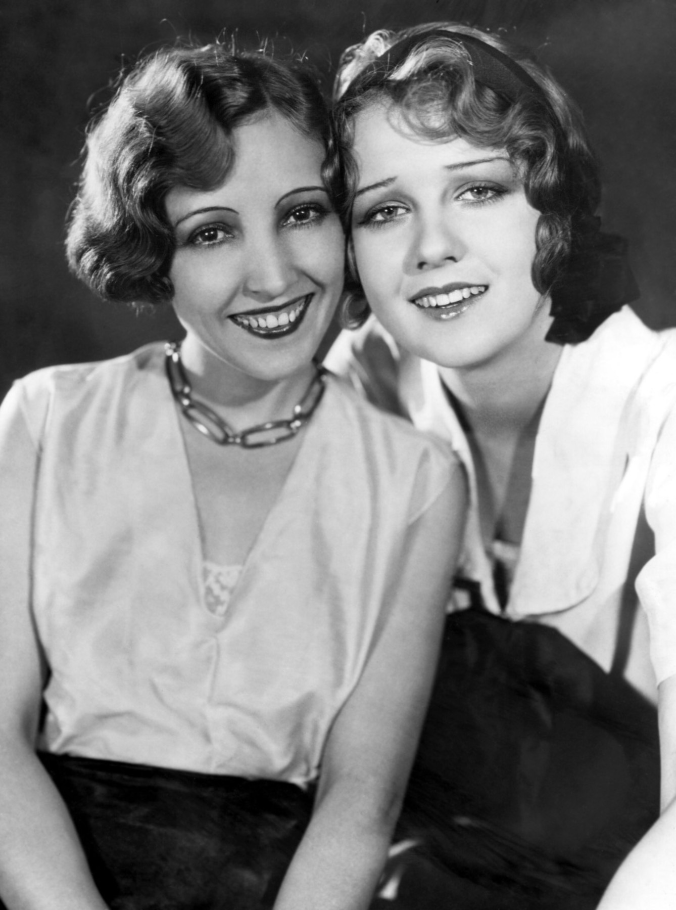 Актриса лове. The Broadway Melody 1929. Две женщины 1929.