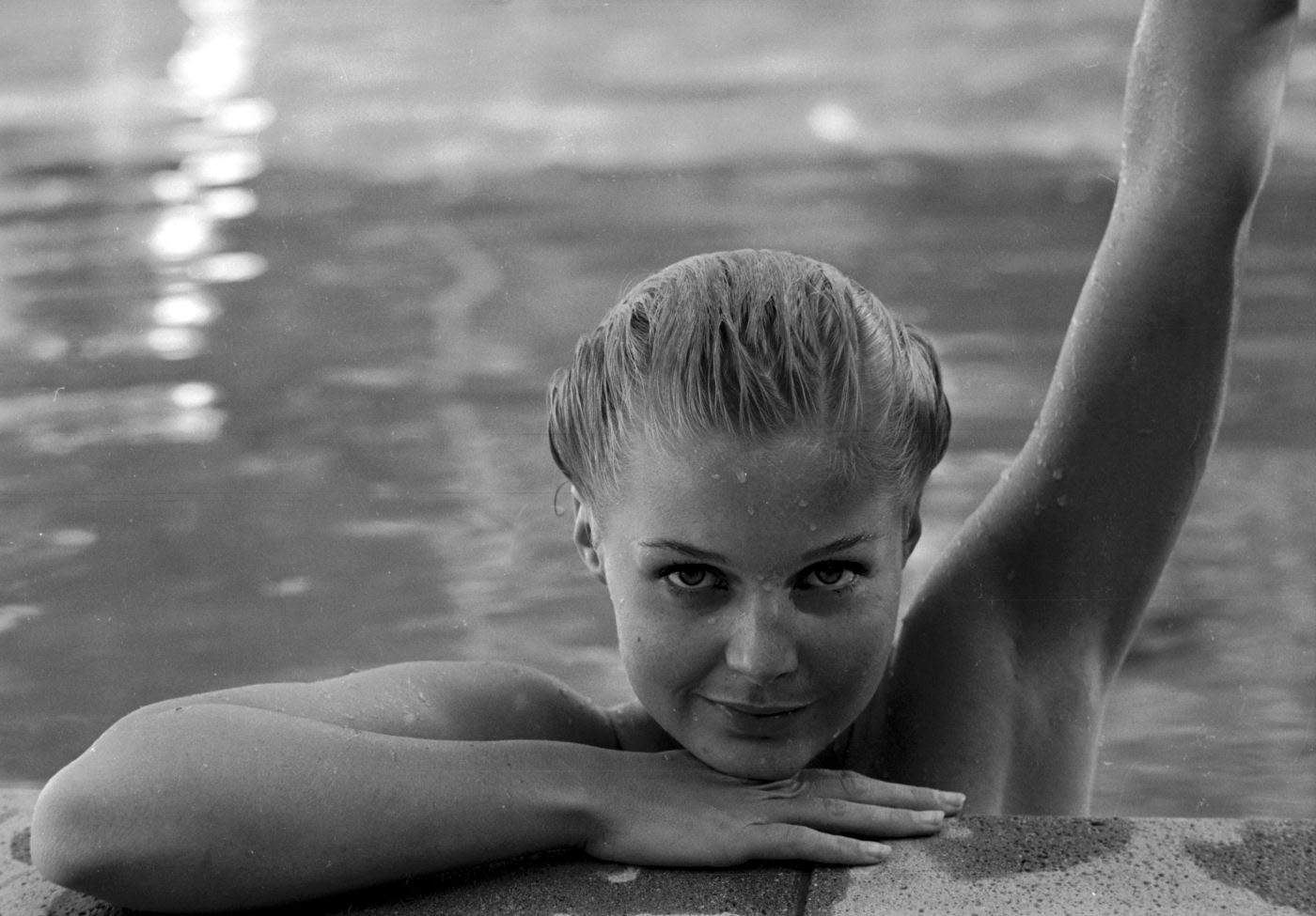 Other Carol Lynley Sites.