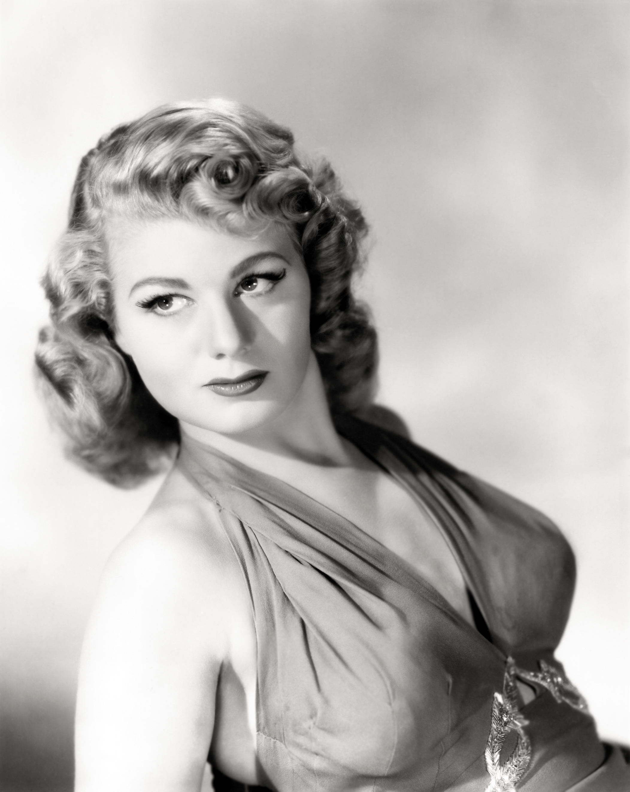 Shelley Winters-Annex.